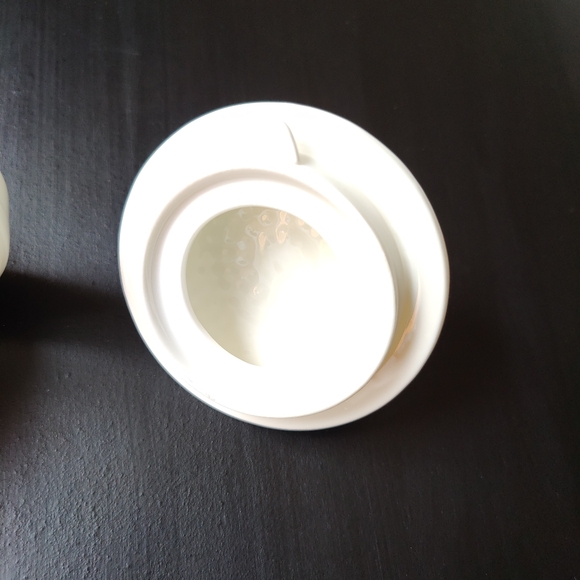 McIntosh china | porcelain | Golf ⛳ ball shaped Teapot 🫖 - Picture 4 of 13